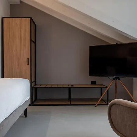 - Palais Hoertenberg Apart-hotel Bolzano