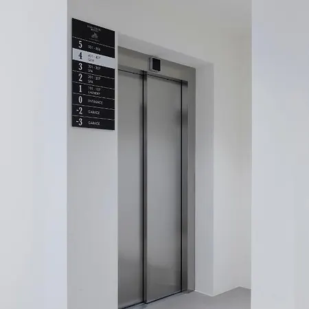 - Palais Hoertenberg Aparthotel 4*