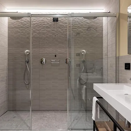 - Palais Hoertenberg 4* Bozen
