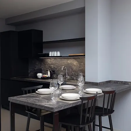 - Palais Hoertenberg Aparthotel Bolzano