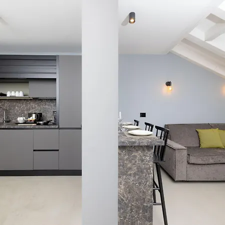 - Palais Hoertenberg アパートホテル 4*