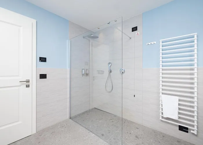 - Palais Hoertenberg 4* Bolzano